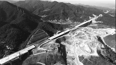 杭黄高铁建德BIM.jpg